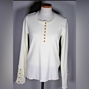 White Birch top long sleeve small Henley Lacey Love in IVORY Lace Sleeve FLAW